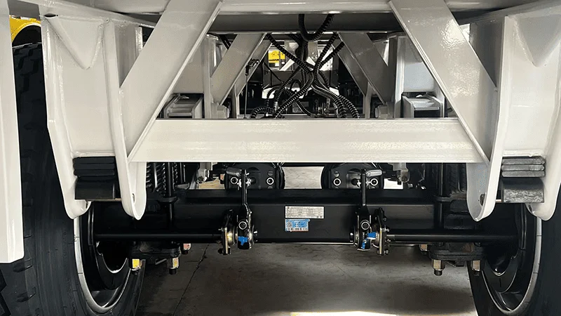 3 Axle Cement Tanker Semi Trailer-xj-1