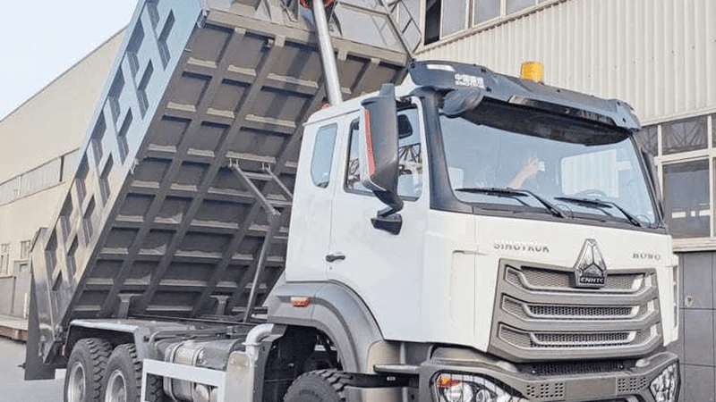 SINOTRUK HOWO NX 6X4 380hp Dump Truck-xj-3